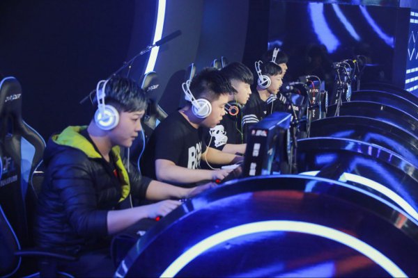 尤其是世界 尤其是世界